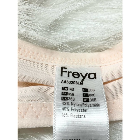 ARYA Deco Molded Plunge Bra- Size 36B - Picture 6 of 6